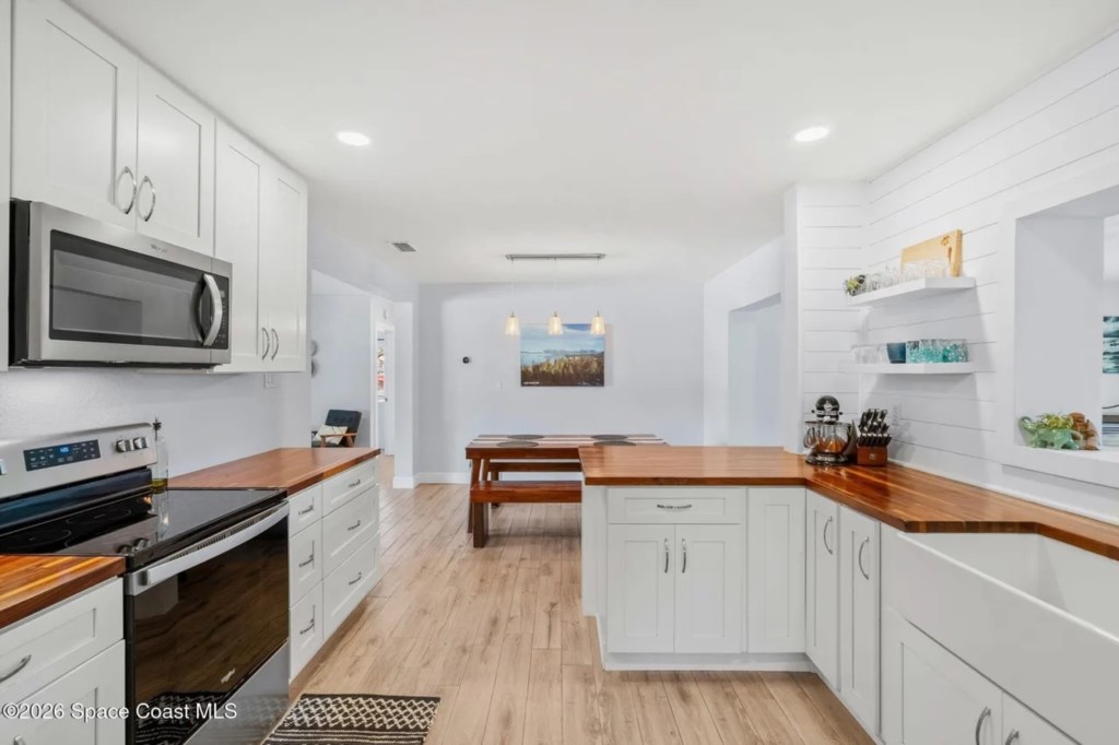 3 bedroom vacation house at Cocoa Beach - Image 13
