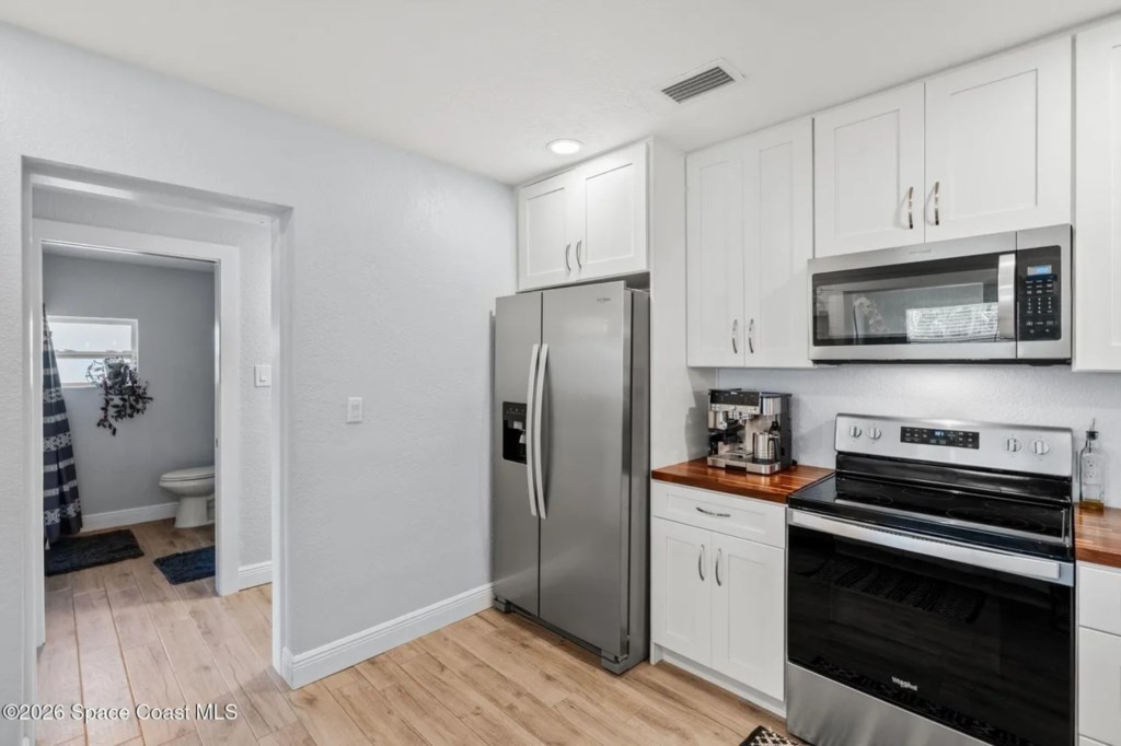 3 bedroom vacation house at Cocoa Beach - Image 11