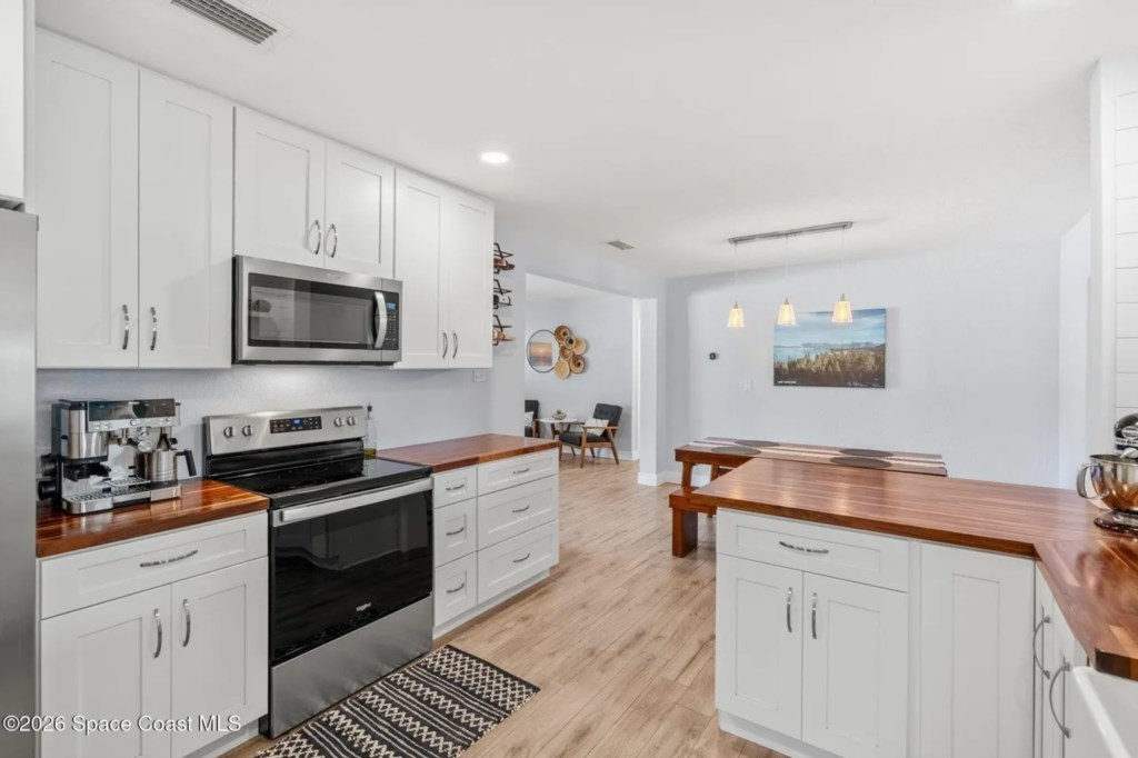 3 bedroom vacation house at Cocoa Beach - Image 10