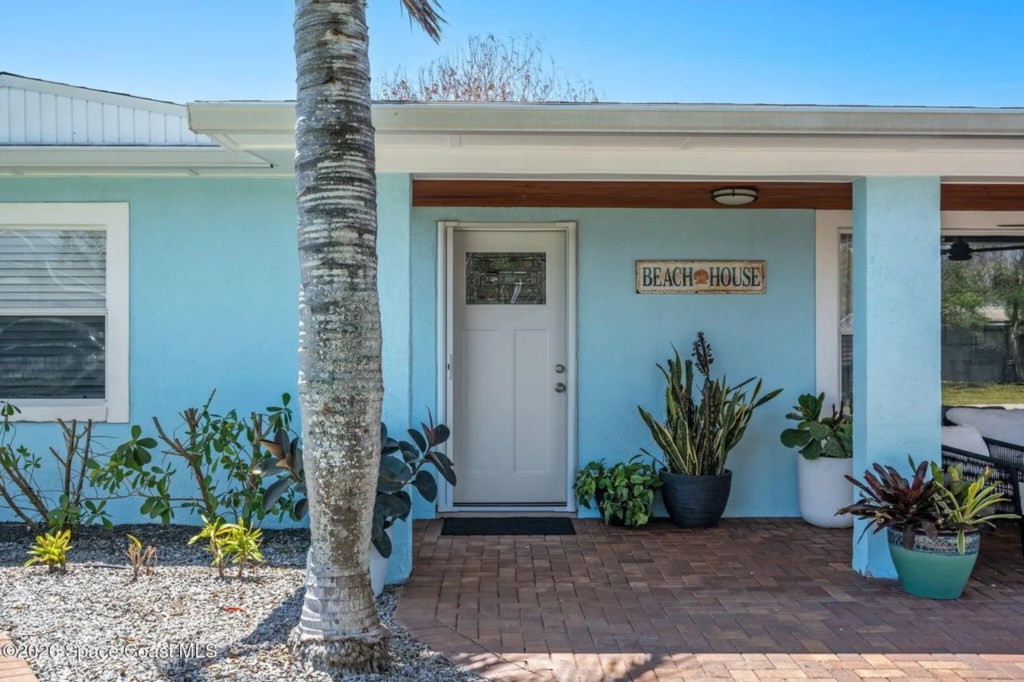 3 bedroom vacation house at Cocoa Beach - Image 24