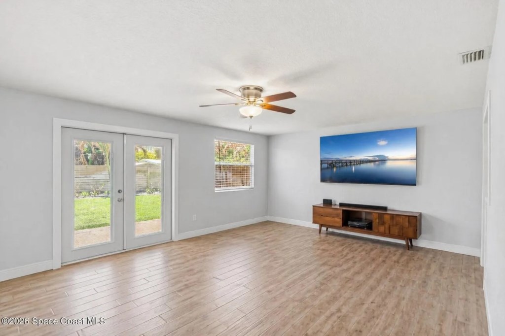 3 bedroom vacation house at Cocoa Beach - Image 14
