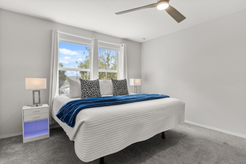 Bedroom — 3045 Seaview Castle Drive, photo 16 of 40