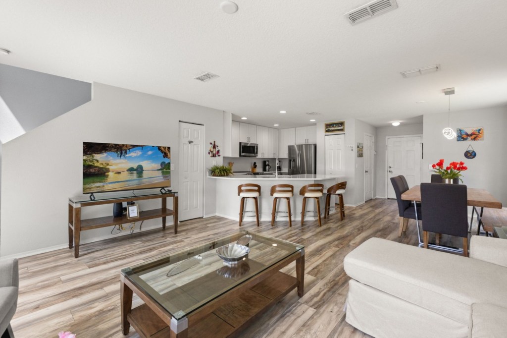 Living Room — 3045 Seaview Castle Drive, photo 2 of 40