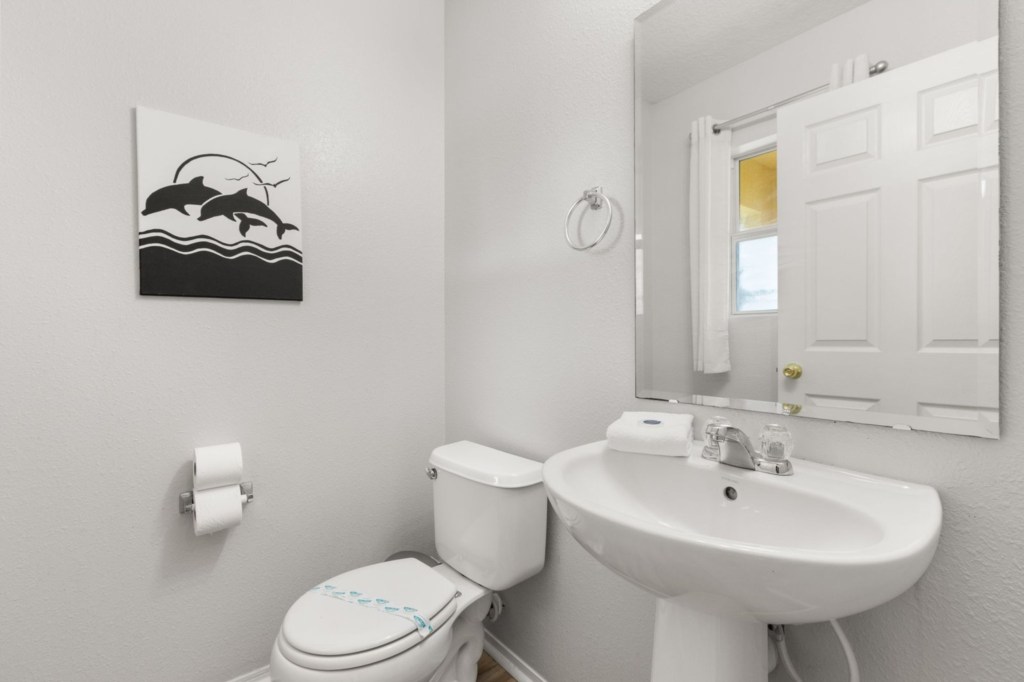 Half Bathroom — 3045 Seaview Castle Drive, photo 21 of 40