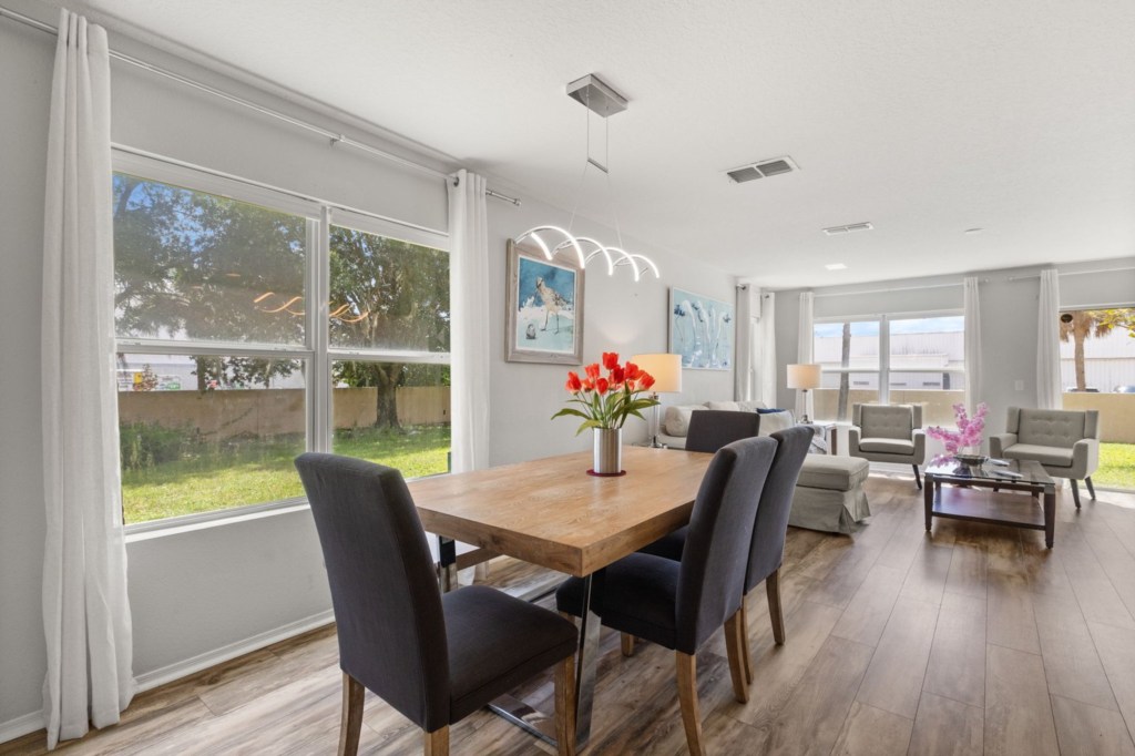 Dining Area — 3045 Seaview Castle Drive, photo 4 of 40