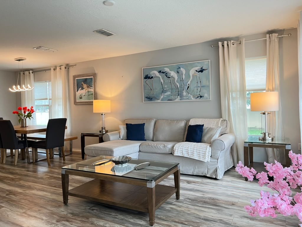 3 bedroom vacation townhouse at Compass Bay - Image 2