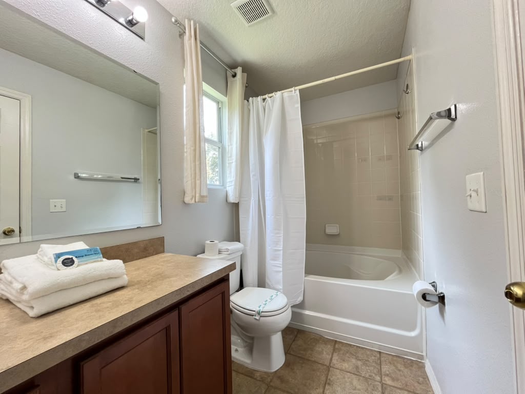 3 bedroom vacation townhouse at Compass Bay - Image 33