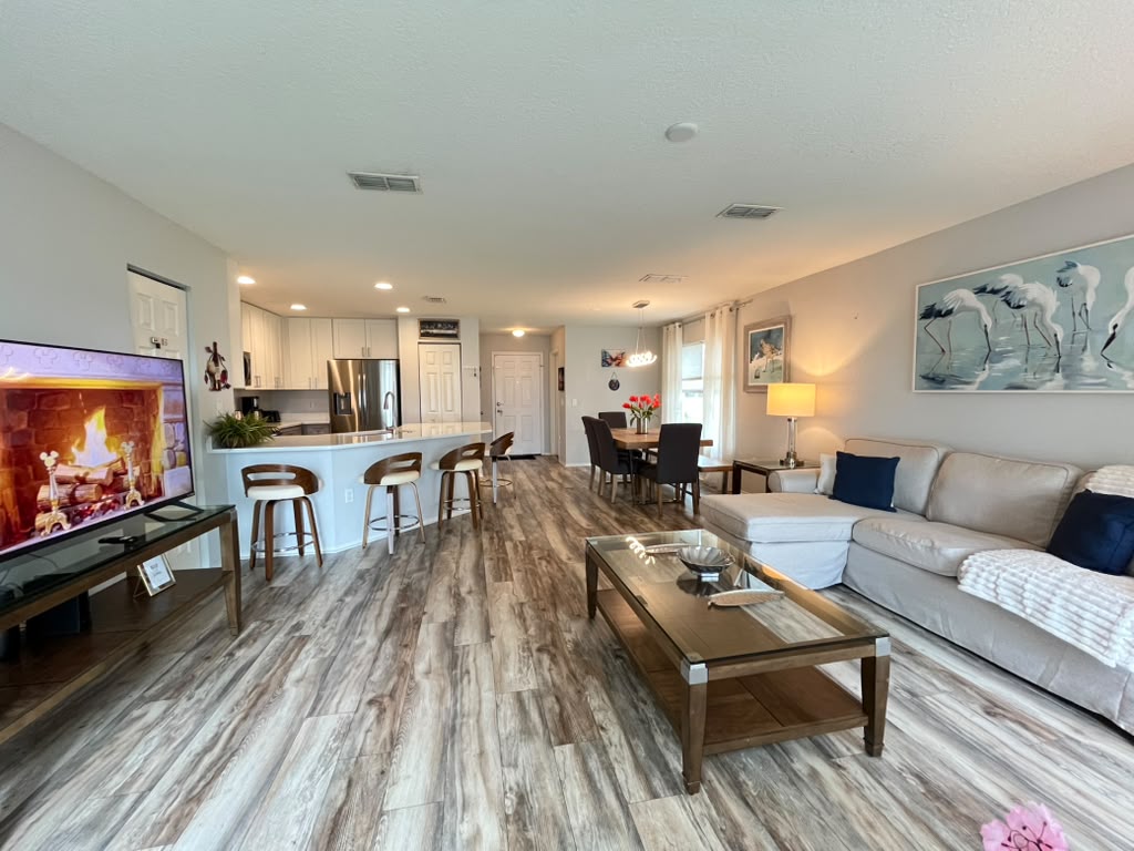 3 bedroom vacation townhouse at Compass Bay - Image 8