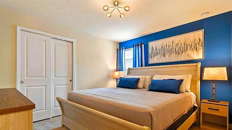 9 bedroom vacation house at Windsor Island Resort - Image 16