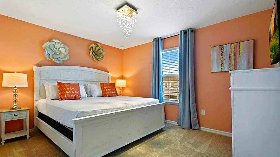 9 bedroom vacation house at Windsor Island Resort - Image 18