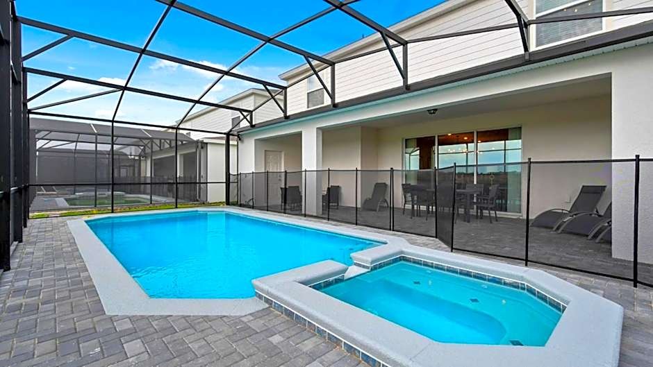 9 bedroom vacation house at Windsor Island Resort - Image 31