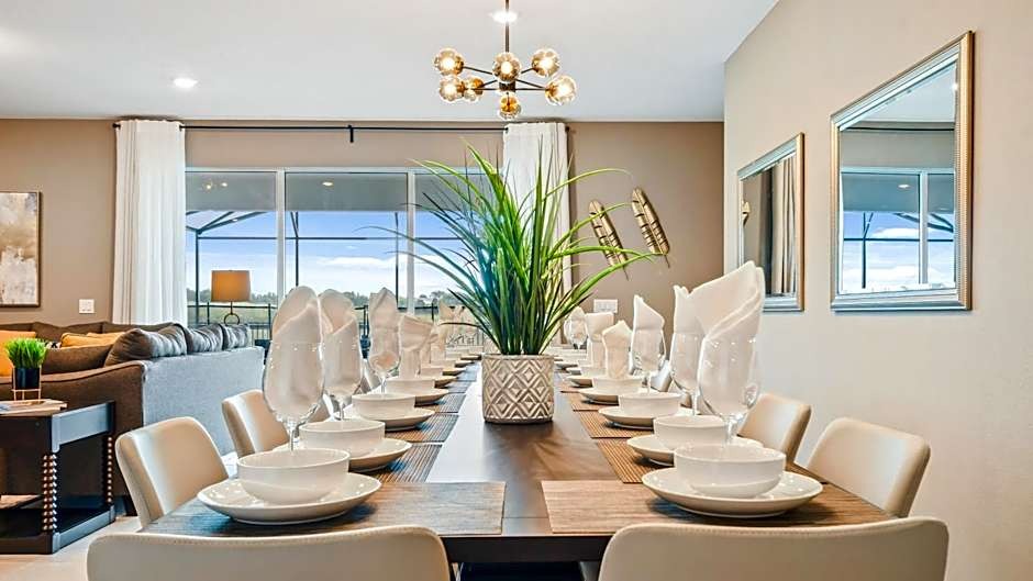 9 bedroom vacation house at Windsor Island Resort - Image 6