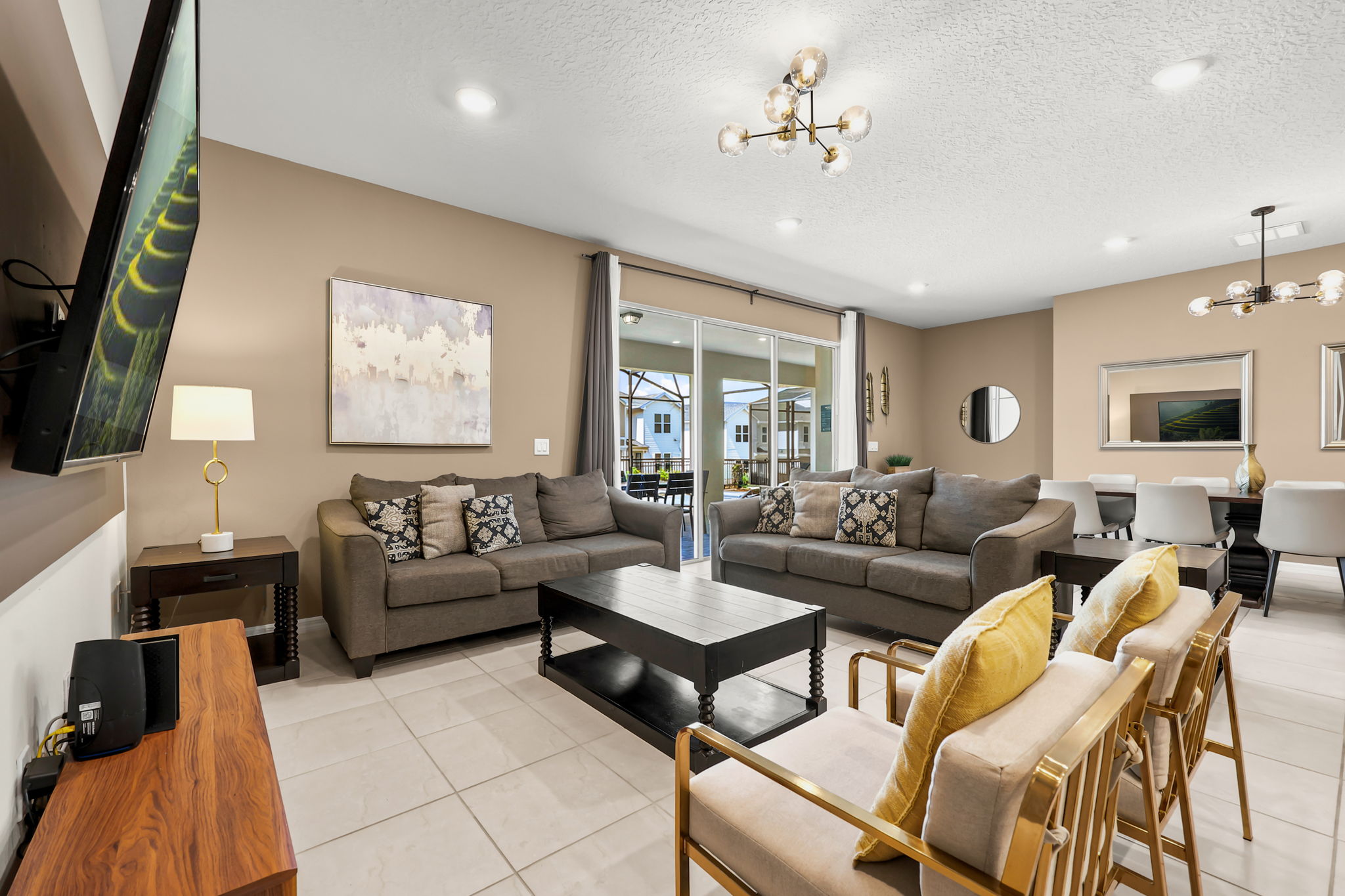 9 bedroom vacation house at Windsor Island Resort - Image 1