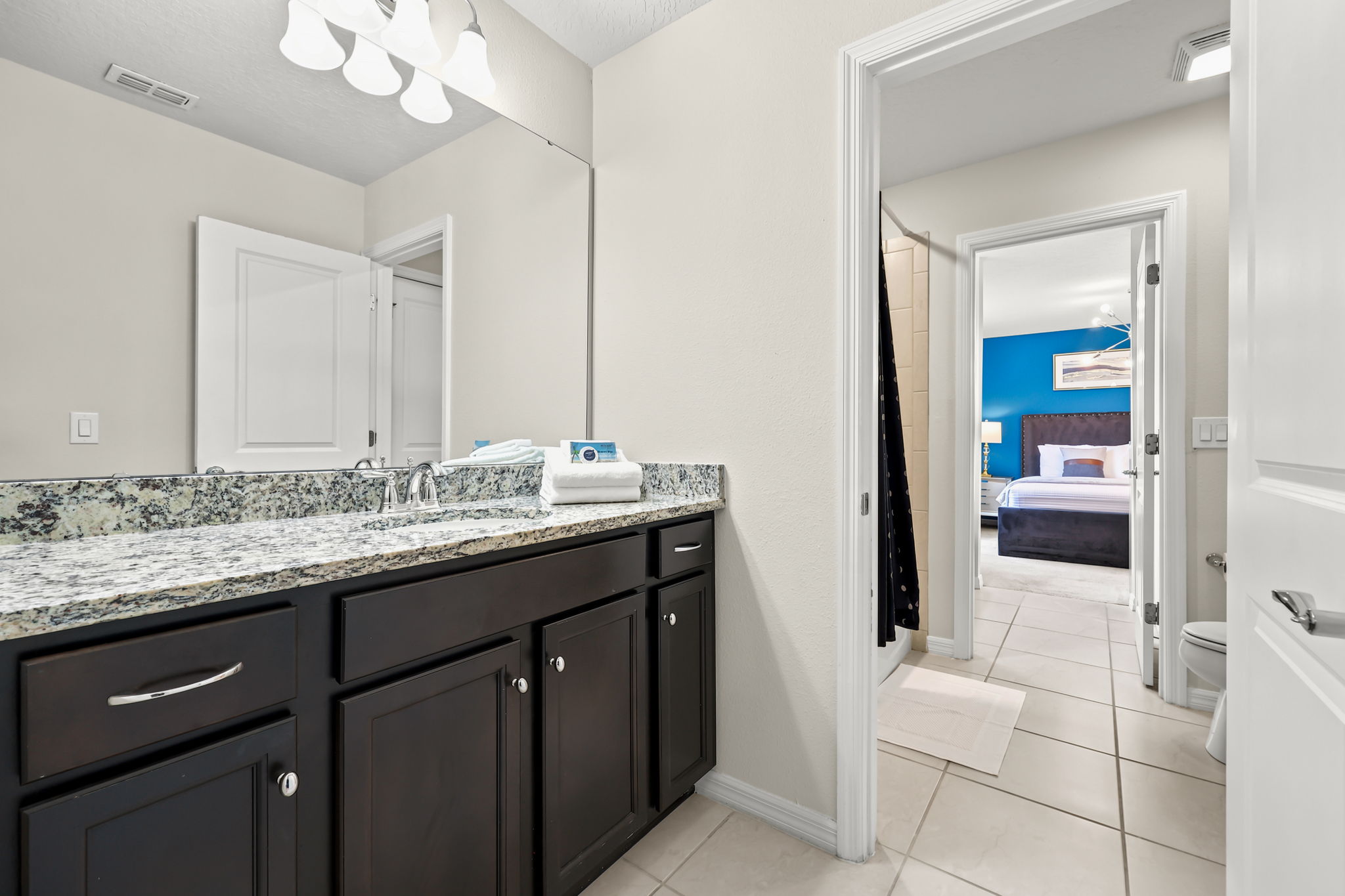9 bedroom vacation house at Windsor Island Resort - Image 47
