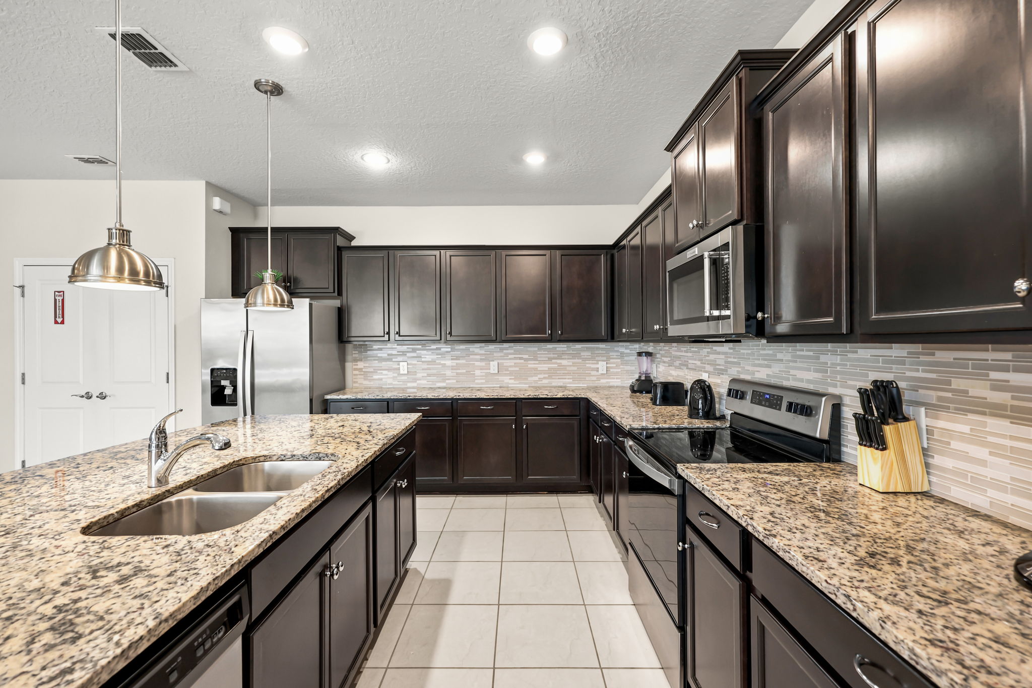 9 bedroom vacation house at Windsor Island Resort - Image 7