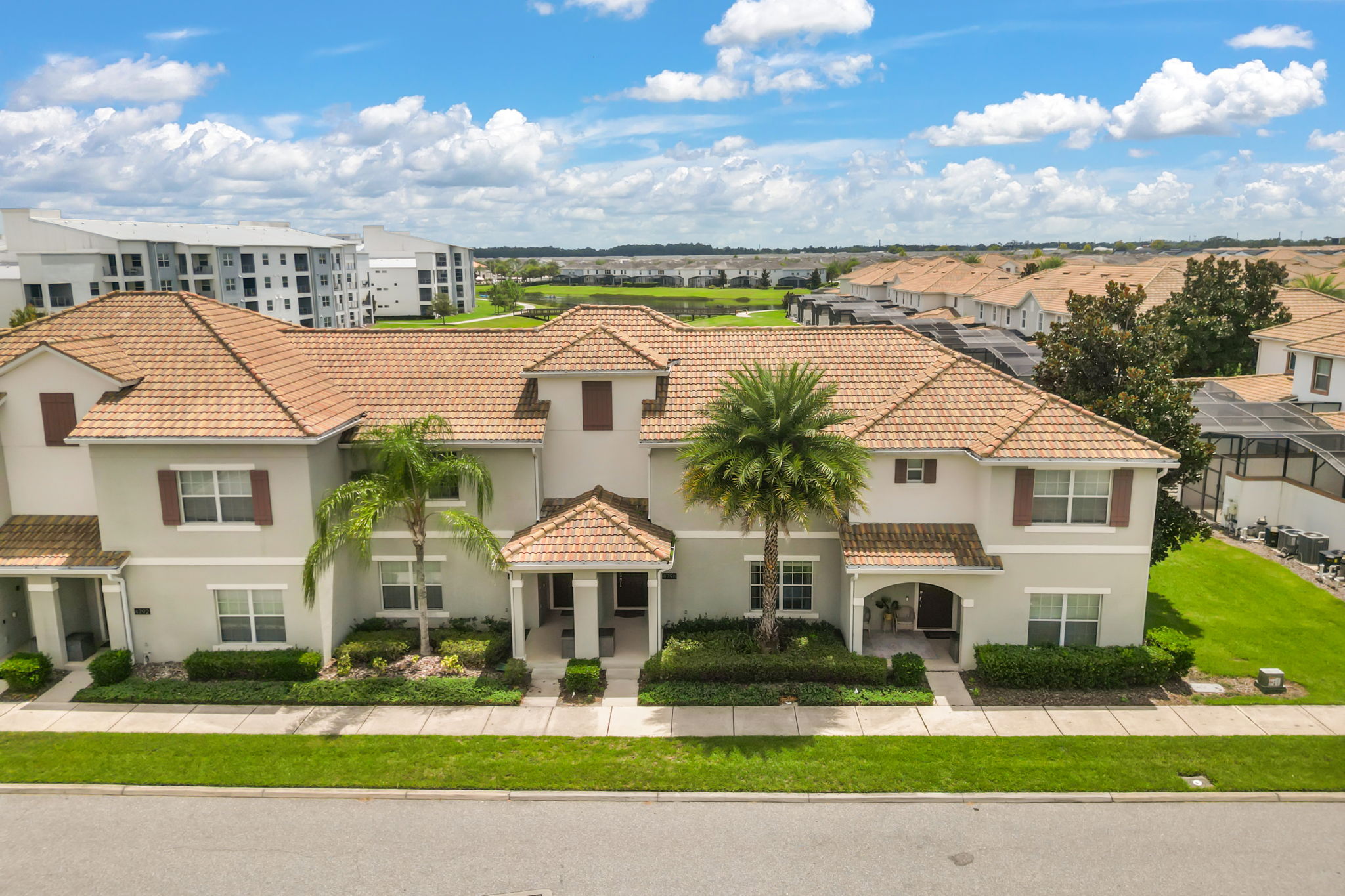 4 bedroom vacation townhouse at Storey Lake - Image 33