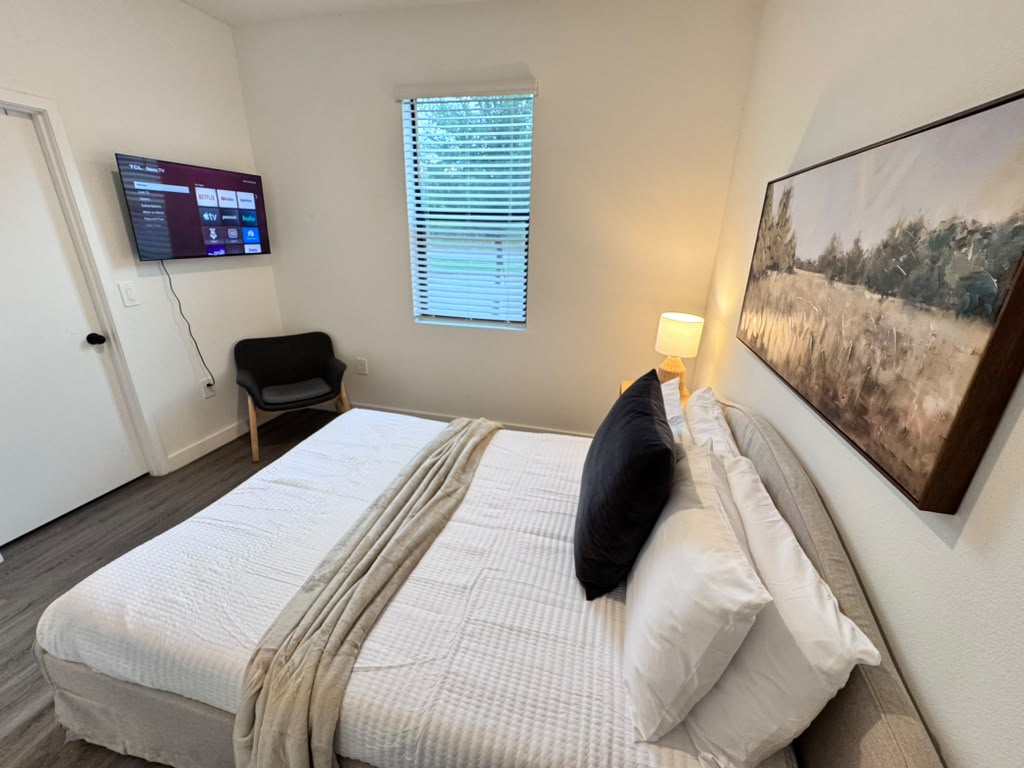 3 bedroom vacation townhouse at The Hub at Westside Reserve - Image 12
