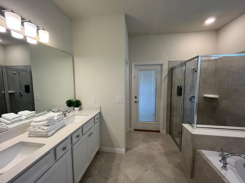 10 bedroom vacation house at Windsor Cay - Image 33