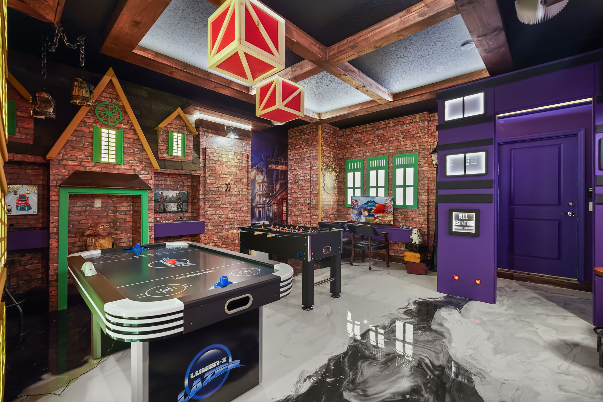 10 bedroom vacation house at Windsor Cay - Image 1