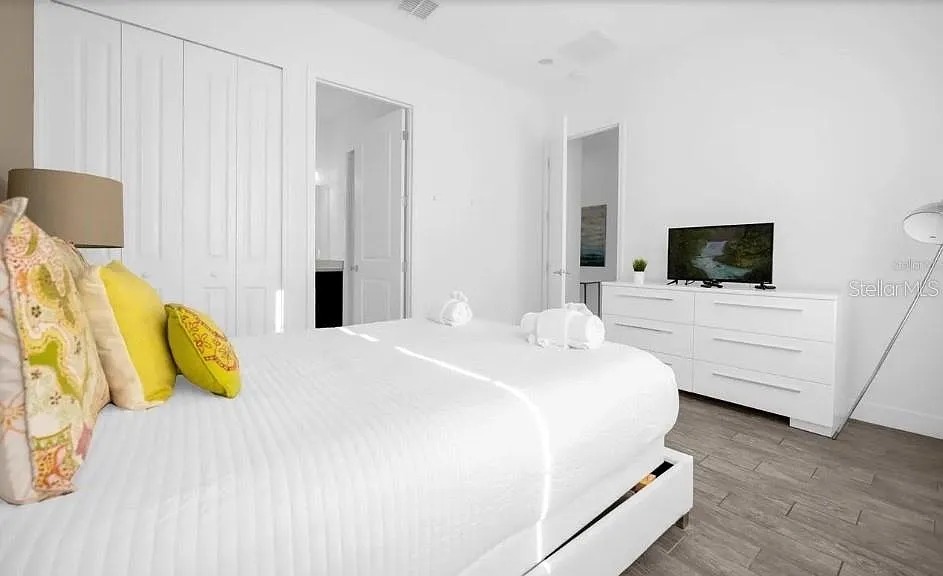 5 bedroom vacation townhouse at The Enclaves at Festival - Image 11