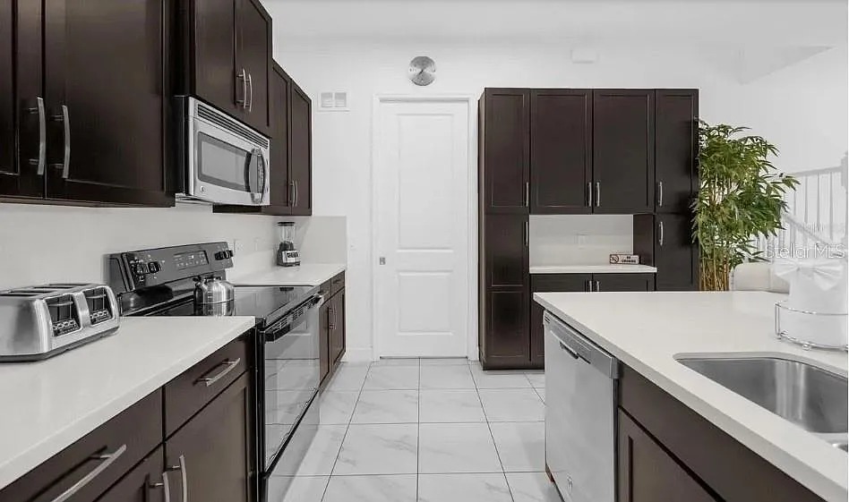 5 bedroom vacation townhouse at The Enclaves at Festival - Image 6