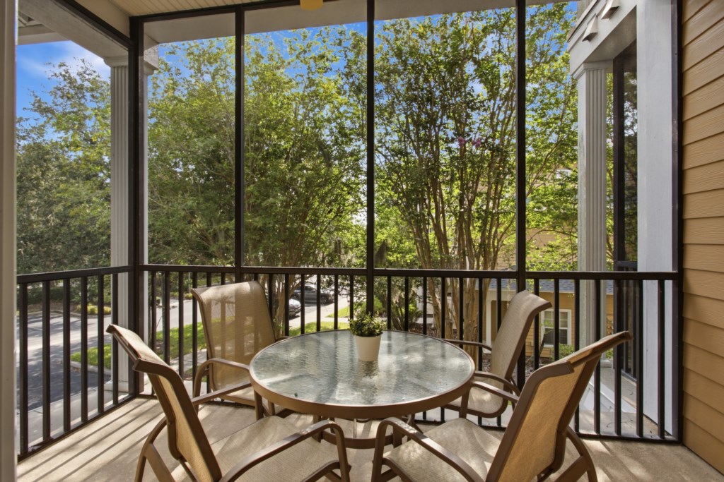 15-LivingRoomBalcony