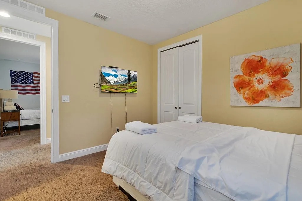 6 bedroom vacation house at Encore Resort at Reunion - Image 11