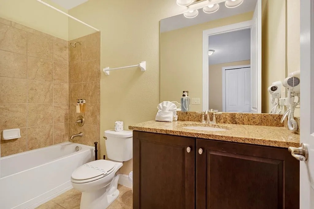 6 bedroom vacation house at Encore Resort at Reunion - Image 25