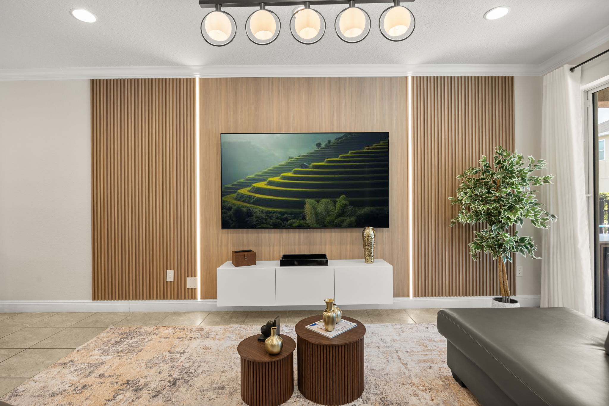 6 bedroom vacation house at Encore Resort at Reunion - Image 2
