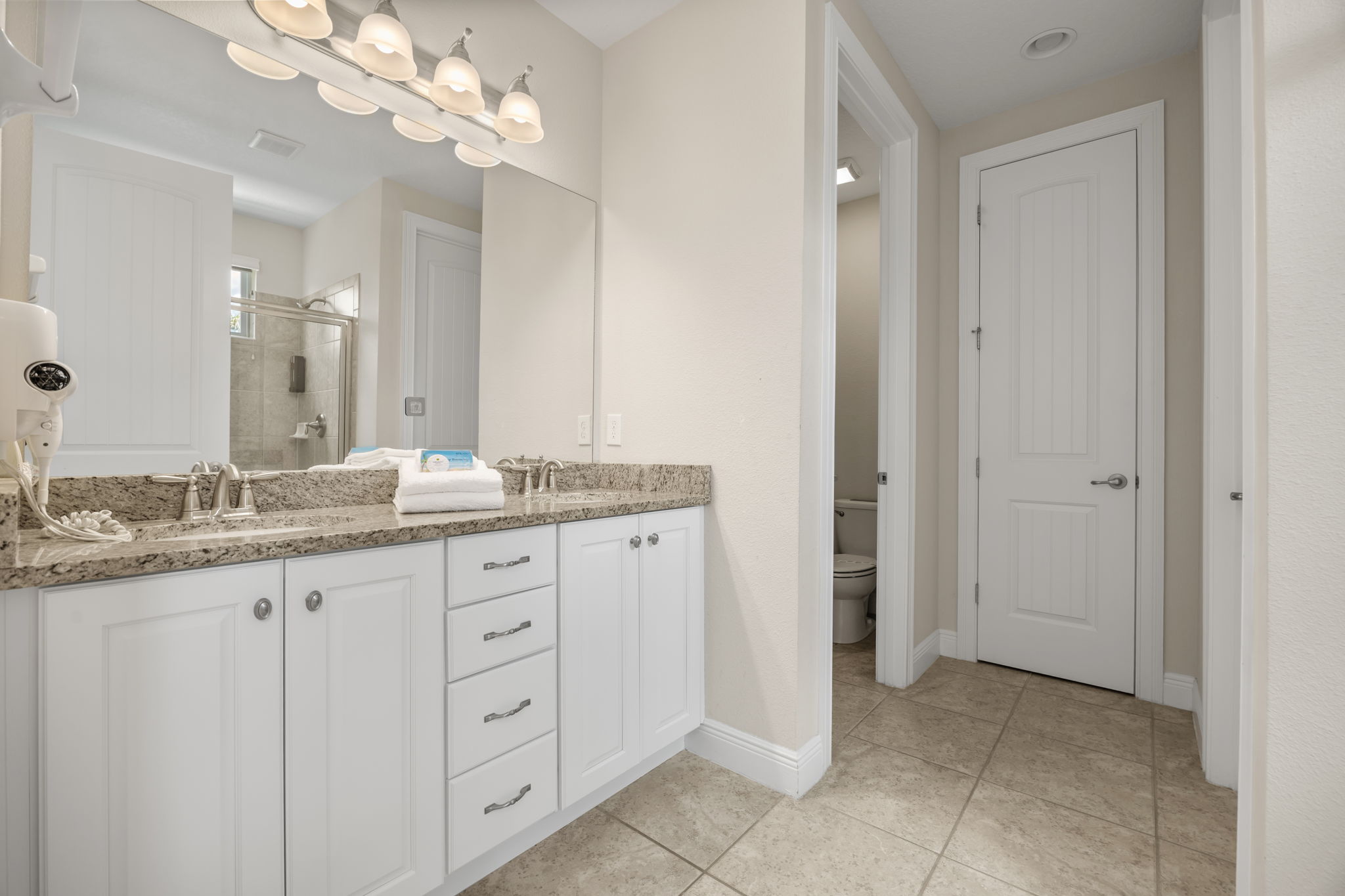 6 bedroom vacation house at Encore Resort at Reunion - Image 32