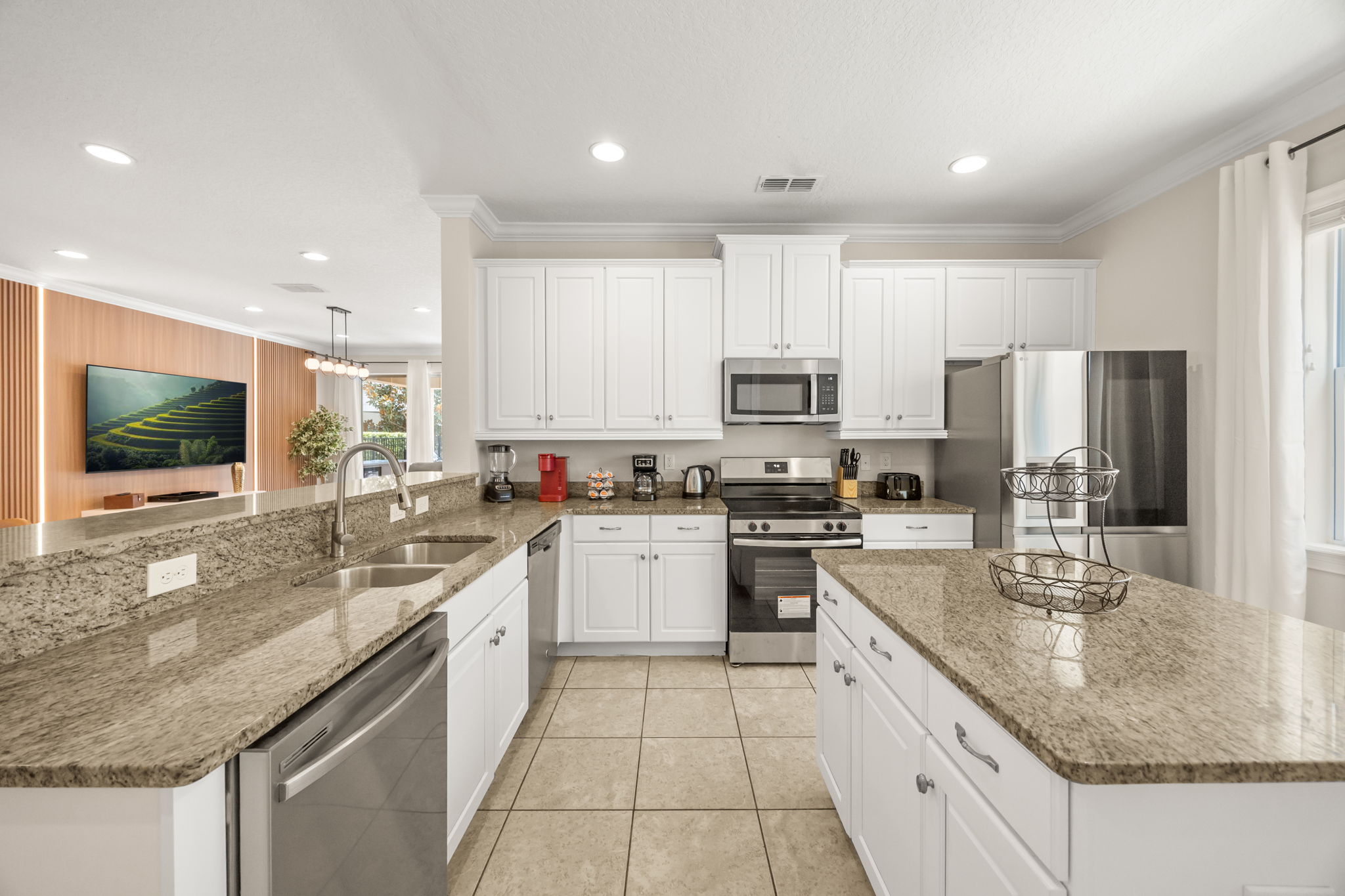 6 bedroom vacation house at Encore Resort at Reunion - Image 7