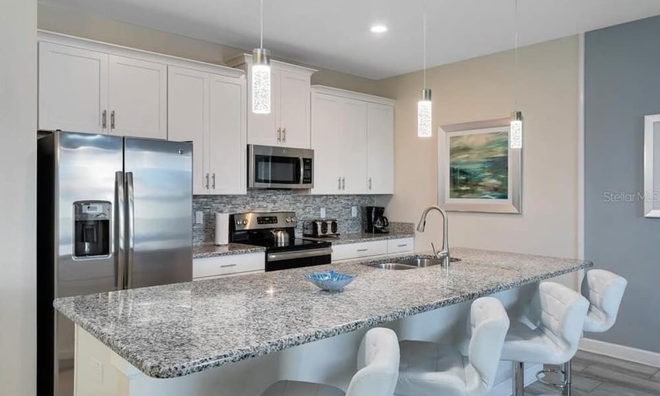 4 bedroom vacation townhouse at Storey Lake - Image 6