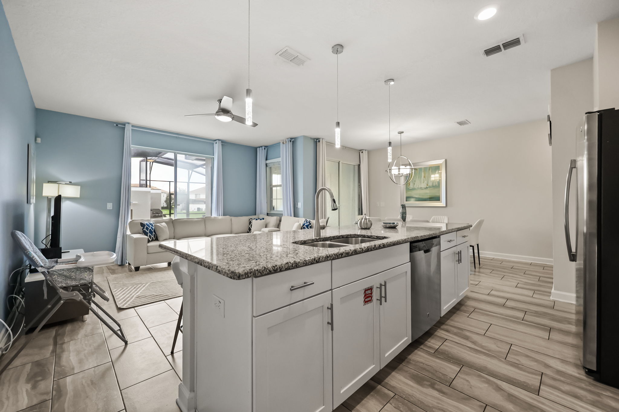 4 bedroom vacation townhouse at Storey Lake - Image 6