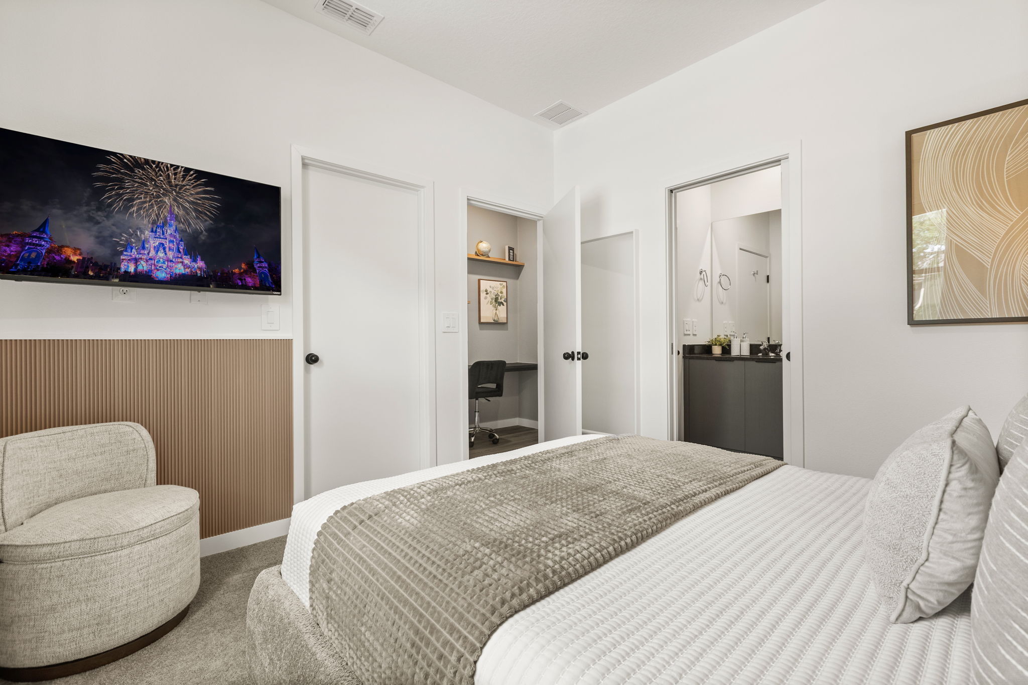 3 bedroom vacation townhouse at The Hub at Westside Reserve - Image 20
