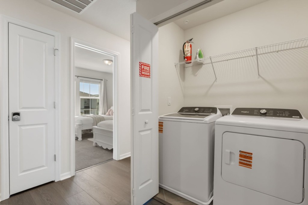 Laundry — 16258 Coastal Cove Lane, photo 46 of 89