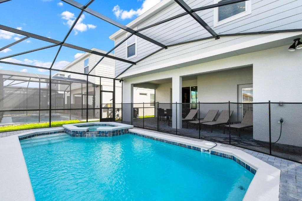 7 bedroom vacation house at Windsor Island Resort - Image 24