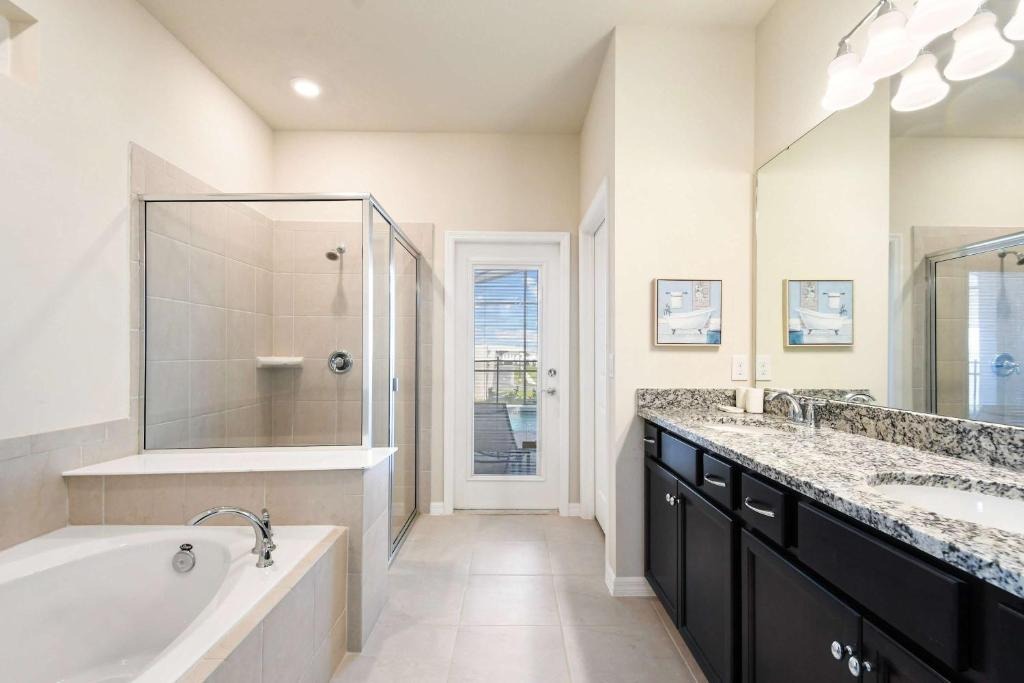 7 bedroom vacation house at Windsor Island Resort - Image 26