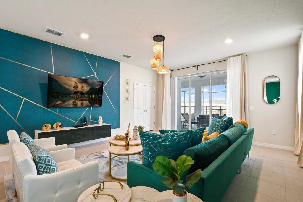 7 bedroom vacation house at Windsor Island Resort - Image 4