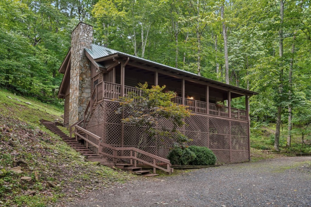 1-web-or-mls-GreerWy-S0508-001