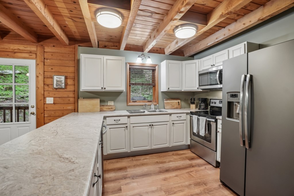 15-web-or-mls-GreerWy-S0508-015