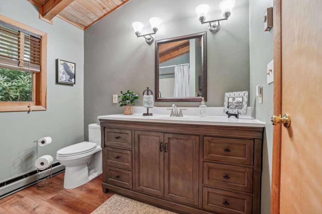 29-web-or-mls-GreerWy-S0508-029