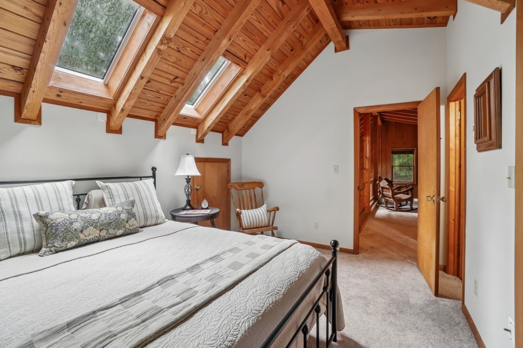 30-web-or-mls-GreerWy-S0508-030