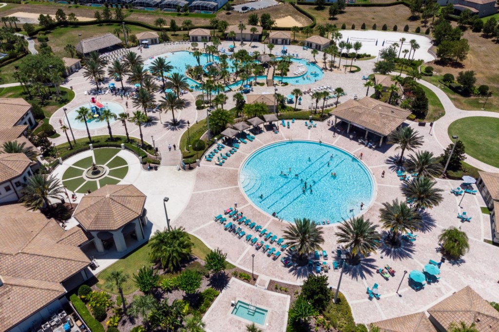 3 bedroom vacation townhouse at Champions Gate - Image 1
