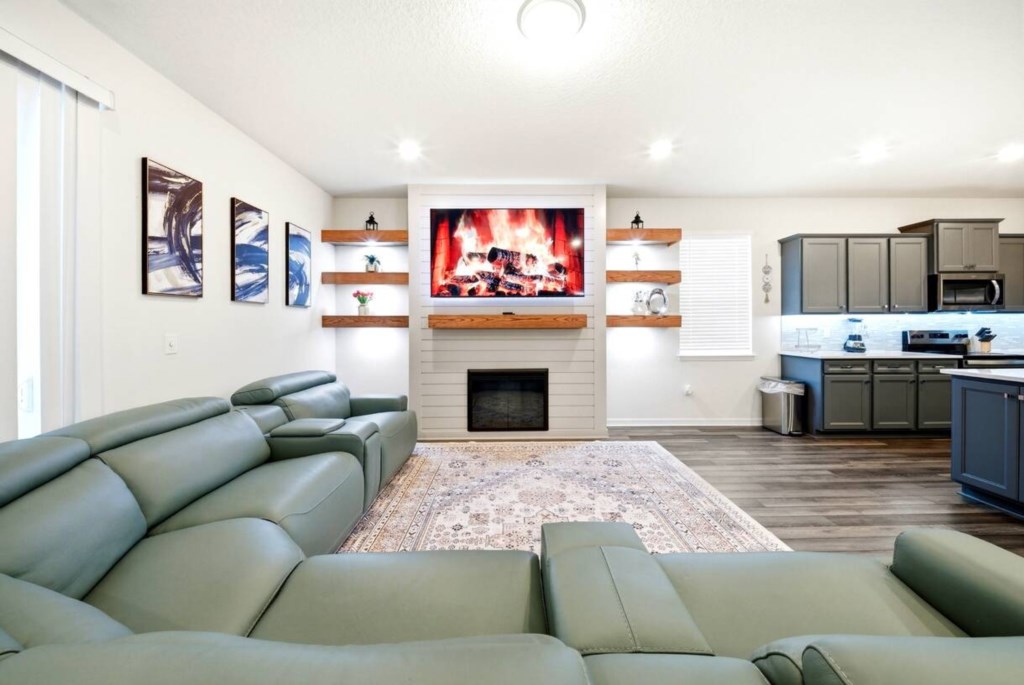 8 bedroom vacation house at Windsor Cay - Image 1
