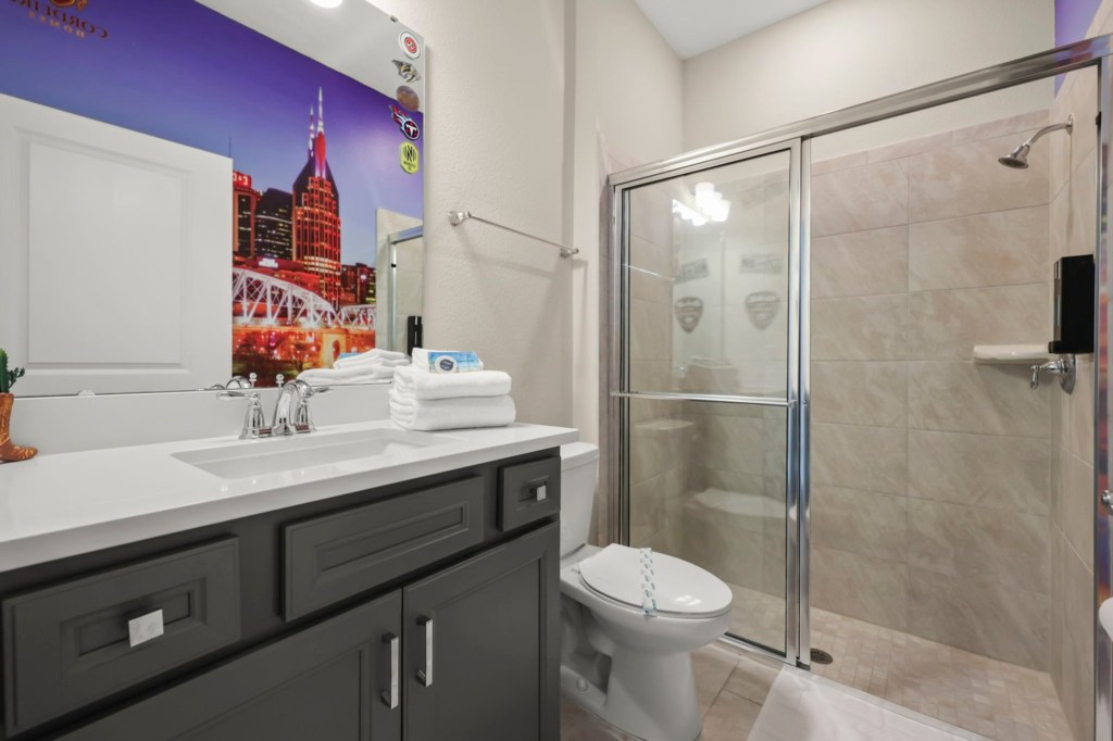 Bathroom — 15996 Sandy Cliffs Drive, photo 41 of 84