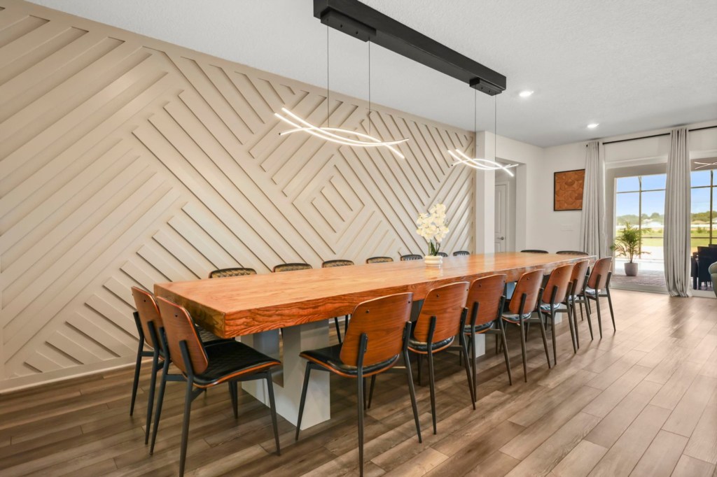 Dining area — 15996 Sandy Cliffs Drive, photo 7 of 84
