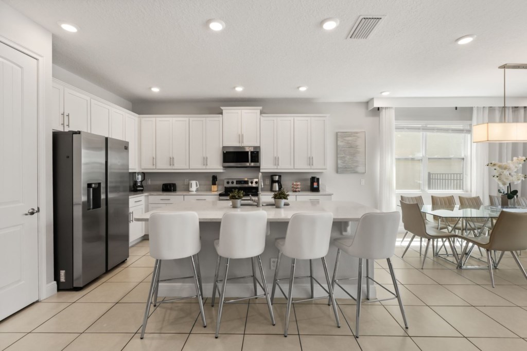 Kitchen — 256 Auburn Avenue, photo 15 of 68