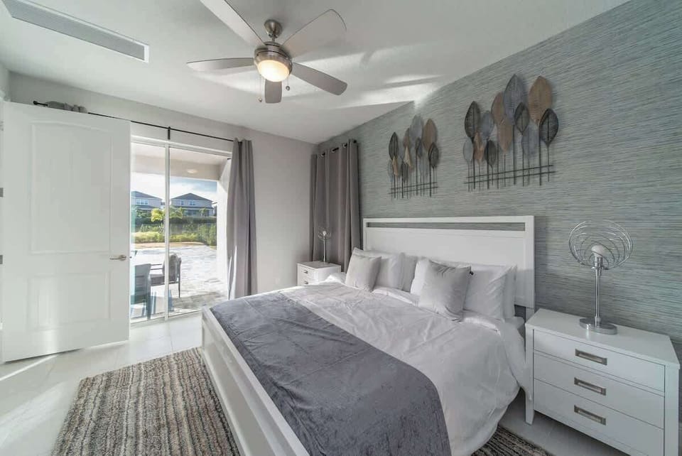 8 bedroom vacation house at Encore Resort at Reunion - Image 12