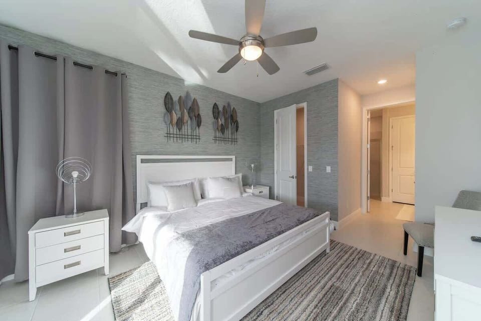 8 bedroom vacation house at Encore Resort at Reunion - Image 13