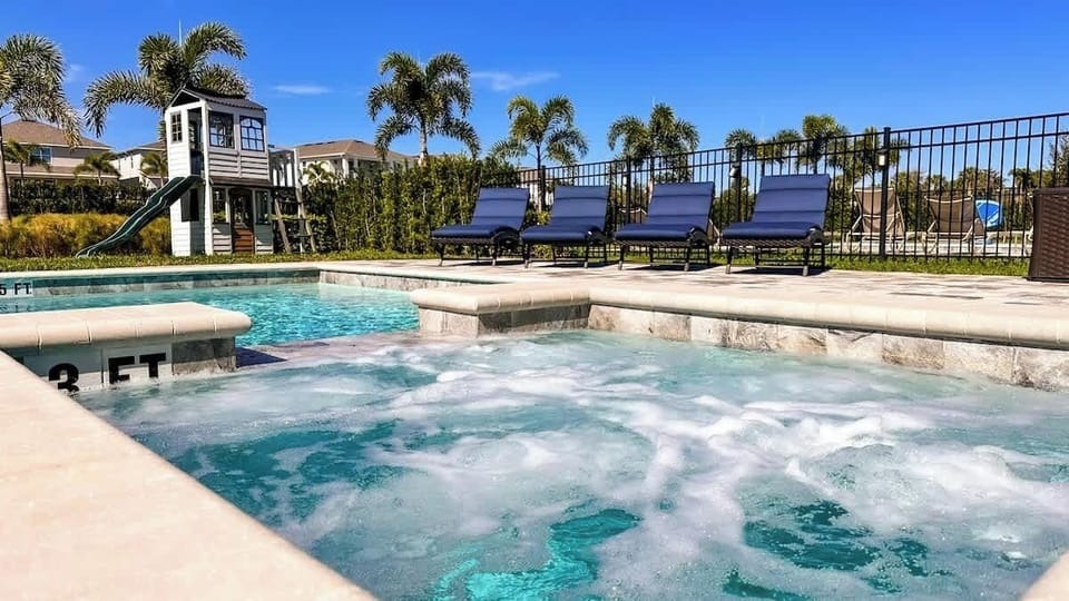 8 bedroom vacation house at Encore Resort at Reunion - Image 18